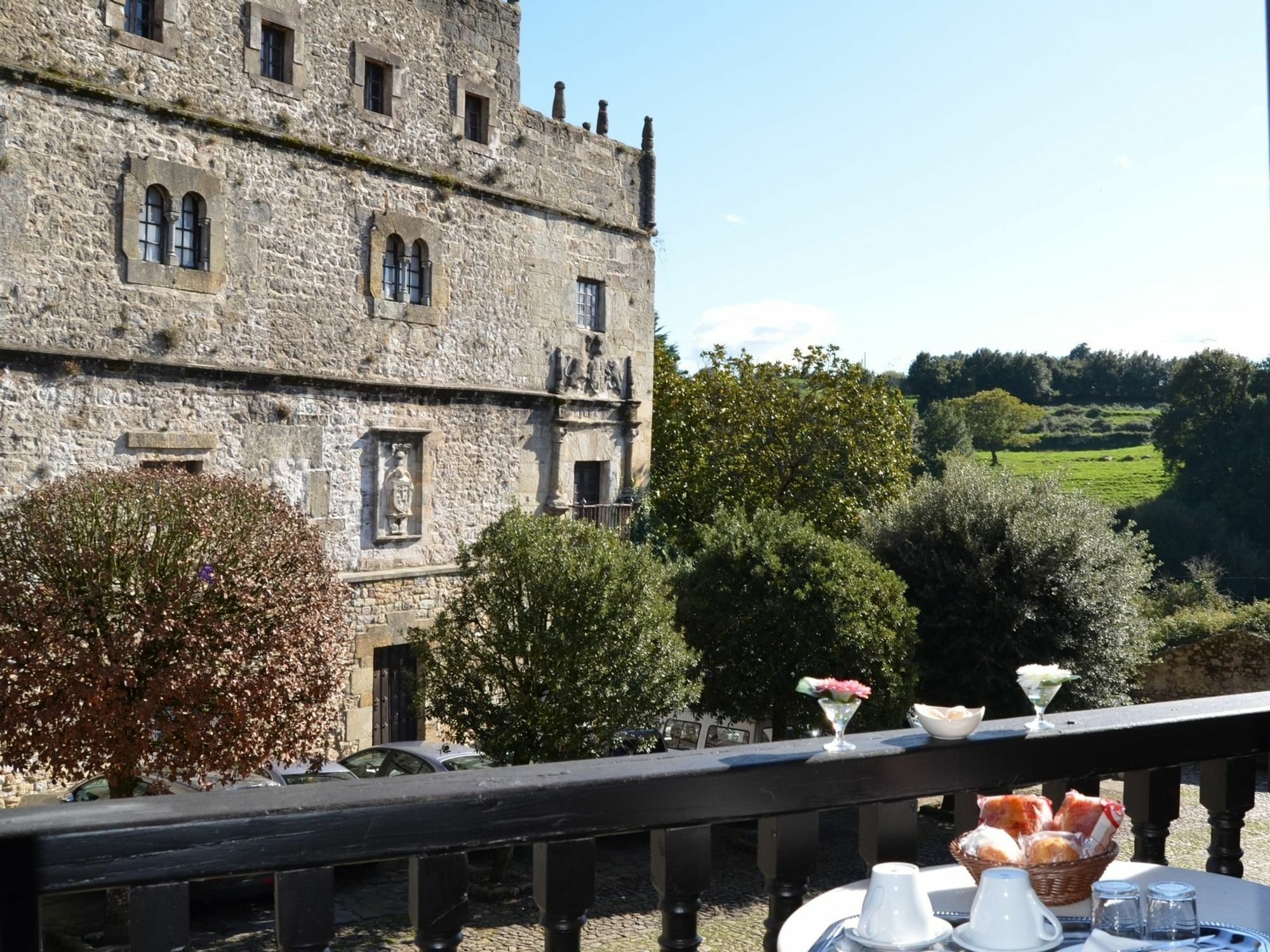 Akla Suites Con Jacuzzi Santillana Santillana del Mar Zewnętrze zdjęcie